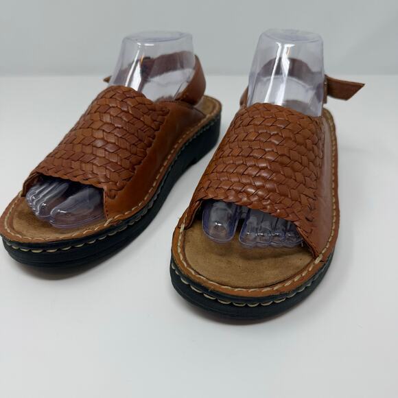 Minnetonka Shoes - Minnetonka Sandals Women's 8 Brown Woven Leather Hippie Boho Summer EUC